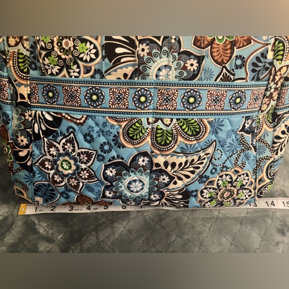 EUC VERA BRADLEY TOTE - Picture 8 of 11